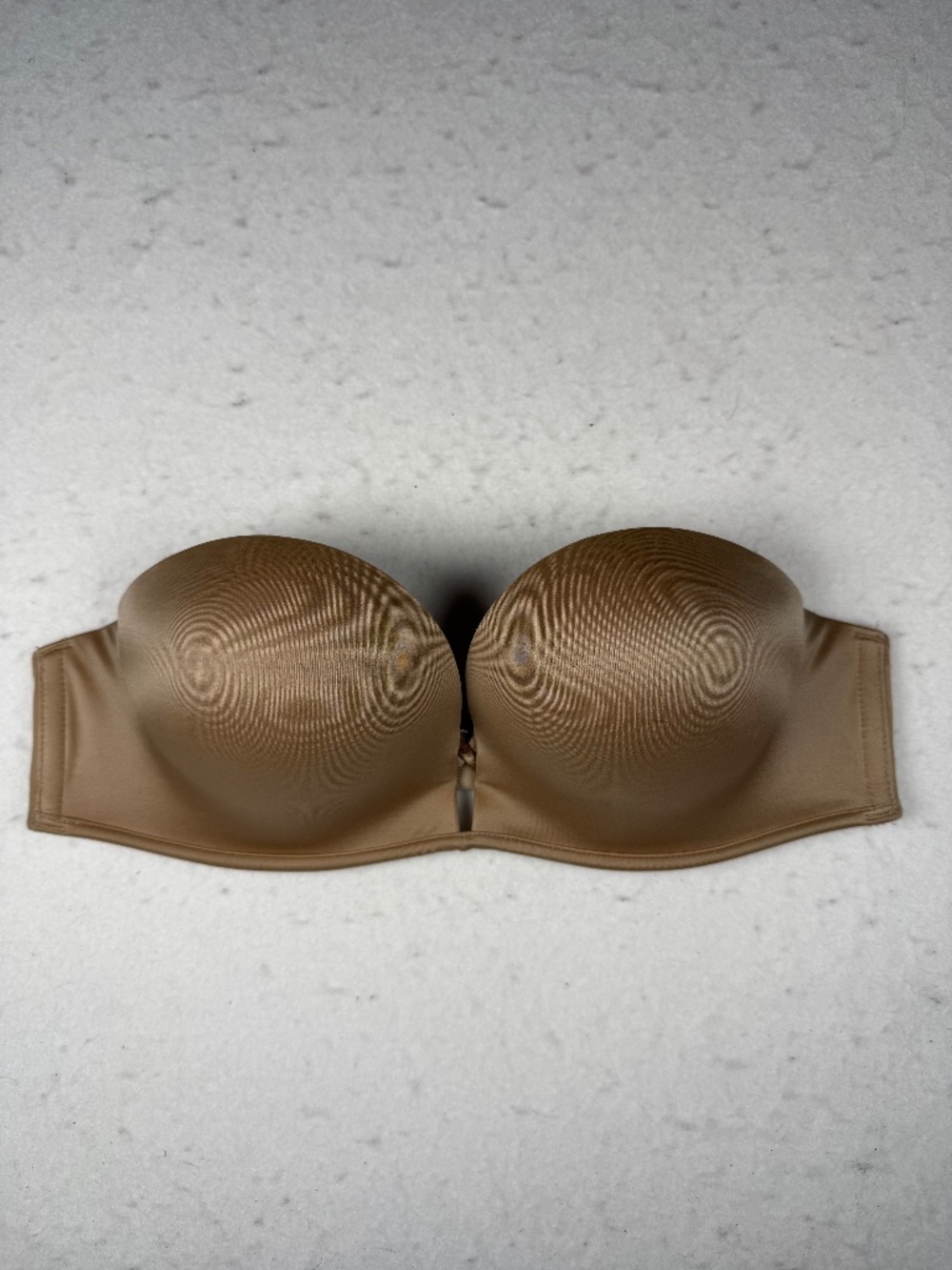 Victoria's Secret 32B Bra Nude Bombshell Padded Strapless Adds 2 Cup sizes EUC